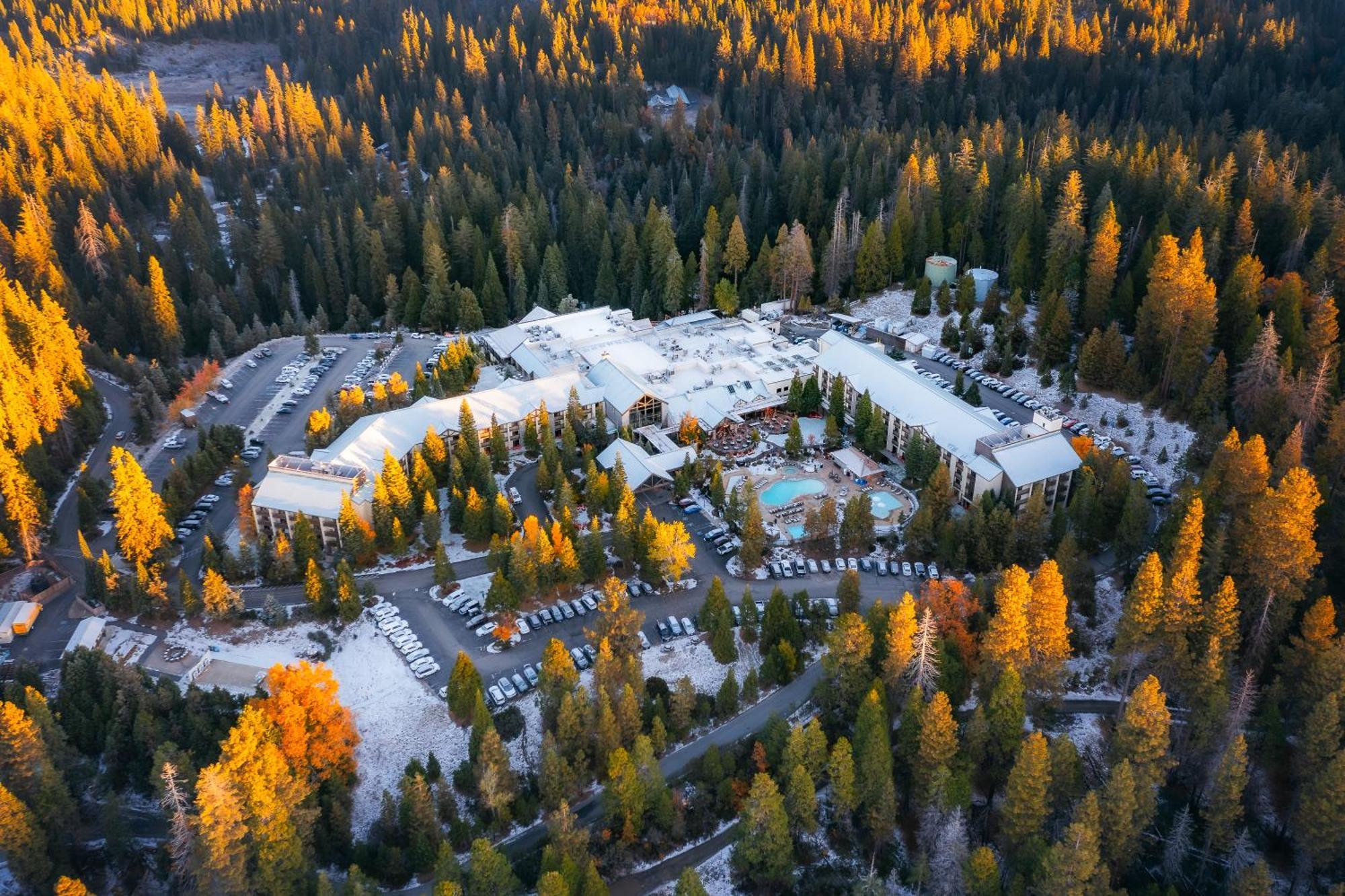 Tenaya At Yosemite Fish Camp Exterior foto